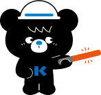 熊野組公式キャラクターくまのん：誘導棒を振るくまのん